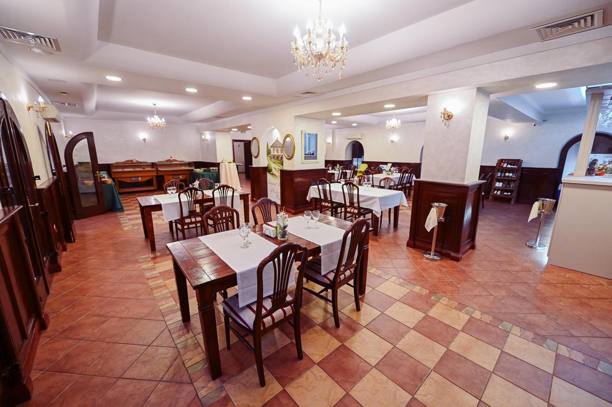 Scheia 皇家庄园酒店 外观 照片